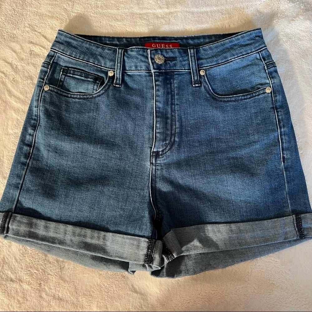 High rise Guess shorts